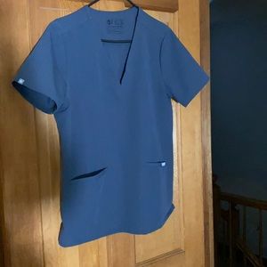 Figs Casma Three Pocket Scrub Top, Large.  Discontinued dark grey color
